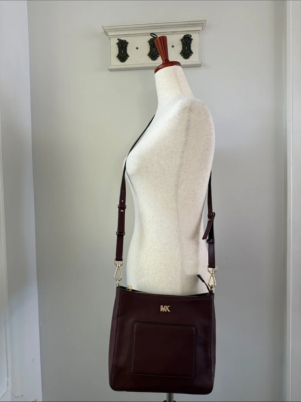 Michael Kors compact leather